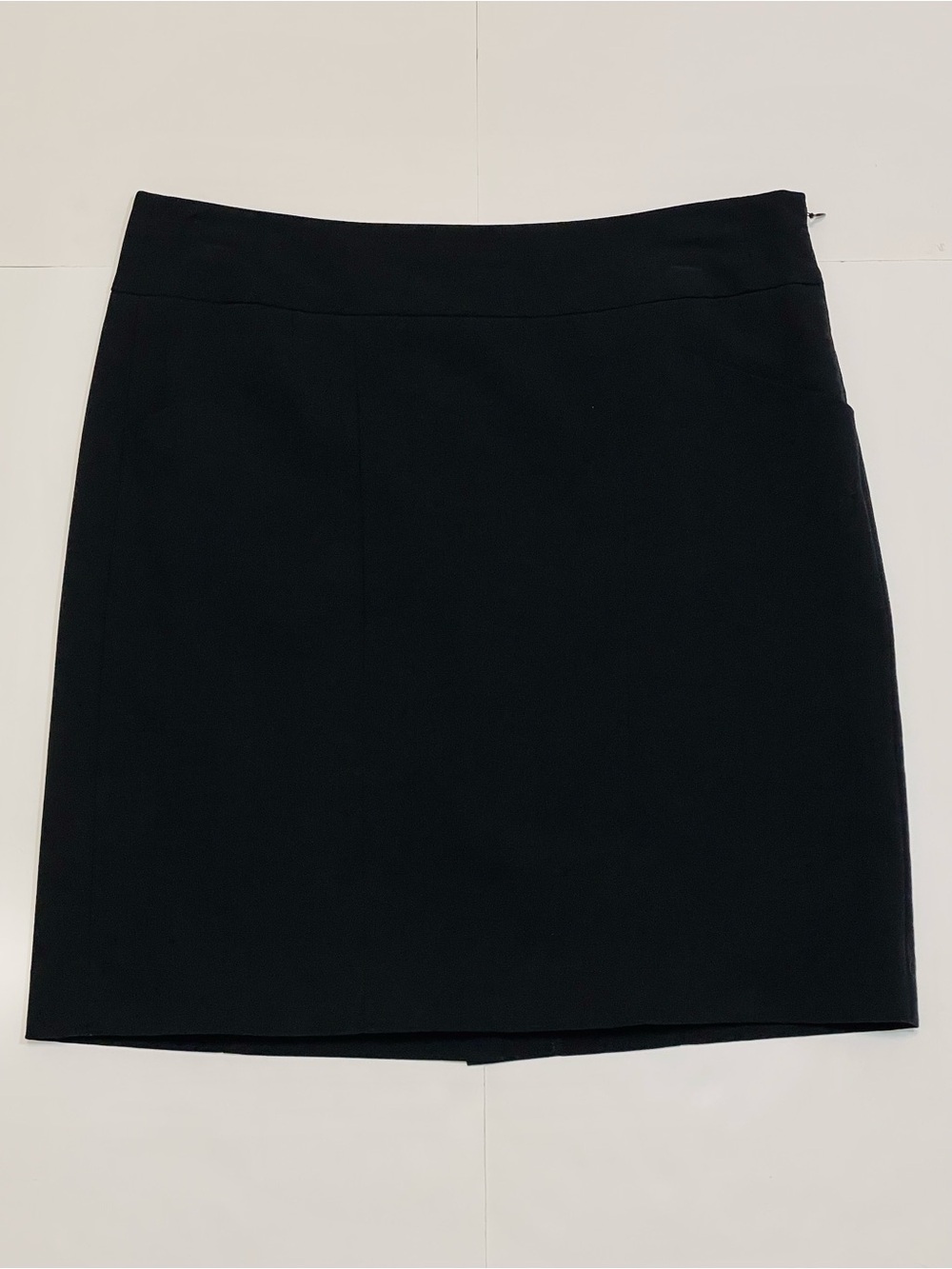 Ann Taylor LOFT Classic Black Women's Pencil Skirt Size 8
